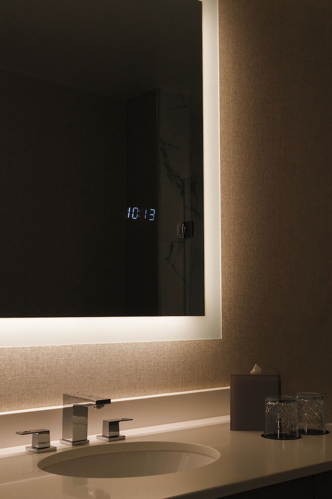 The Delaney Hotel — Hotel rooms in Orlando, Florida