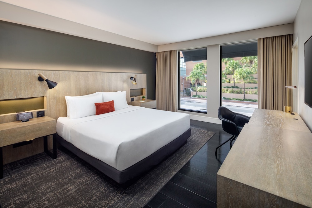 The Delaney Hotel — Hotel rooms in Orlando, Florida