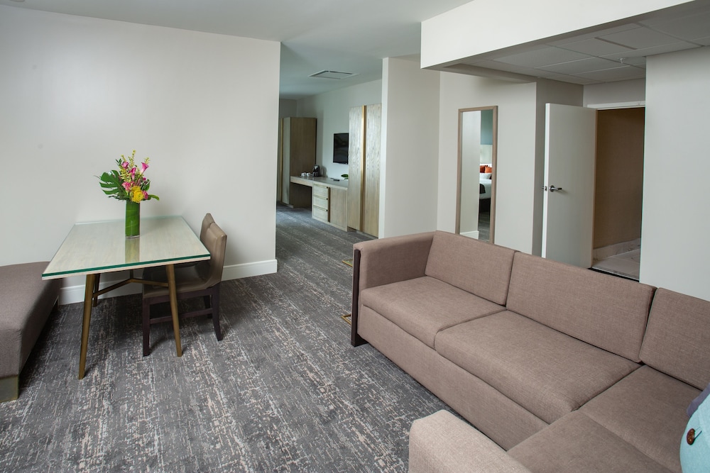 The Delaney Hotel — Hotel rooms in Orlando, Florida