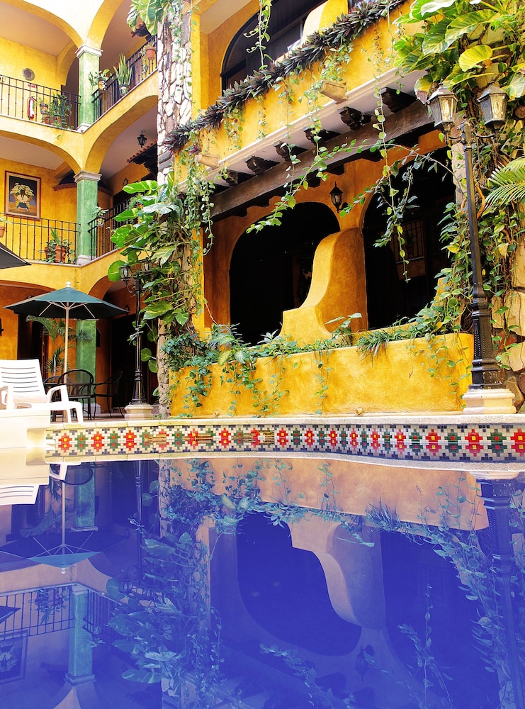 Hotel Hacienda Del Caribe — Swimming pool in Playa del Carmen, Quintana Roo
