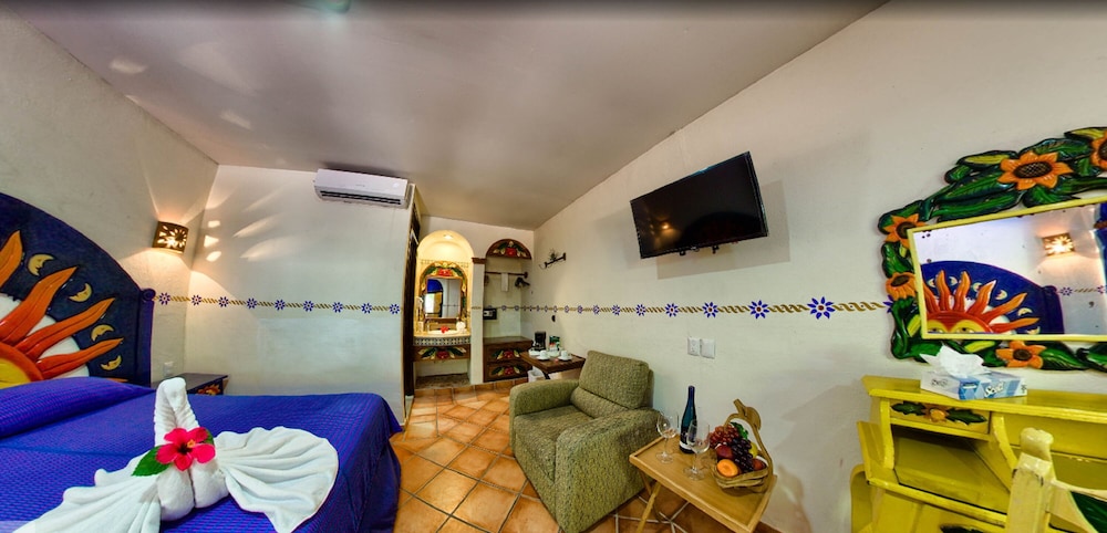 Hotel Hacienda Del Caribe — Hotel rooms in Playa del Carmen, Quintana Roo