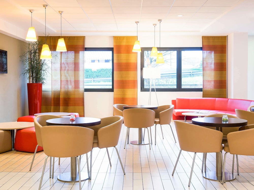 ibis Milano Malpensa Aeroporto — Restaurant & bars in Cardano al Campo, Lombardy