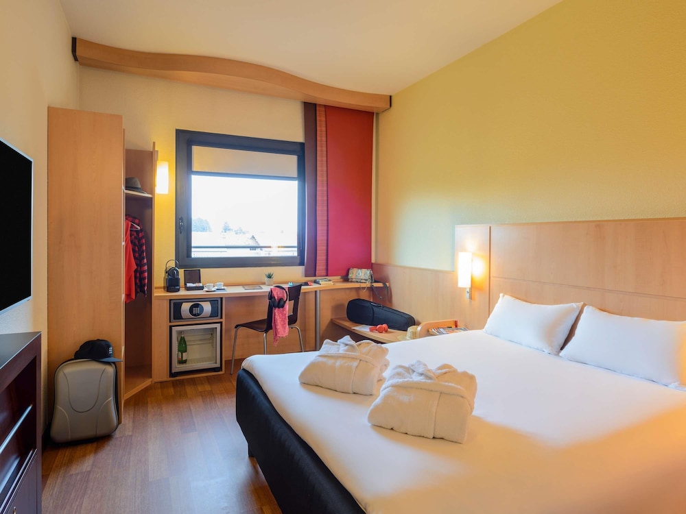 ibis Milano Malpensa Aeroporto — Hotel rooms in Cardano al Campo, Lombardy