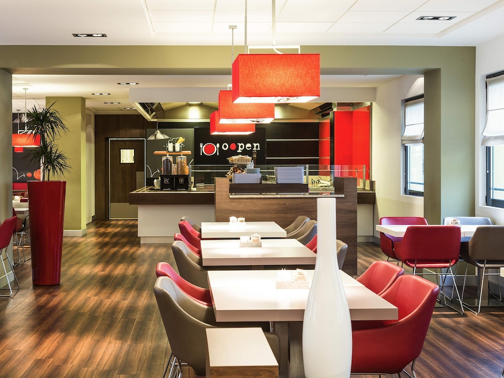 ibis Milano Malpensa Aeroporto — Restaurant & bars in Cardano al Campo, Lombardy
