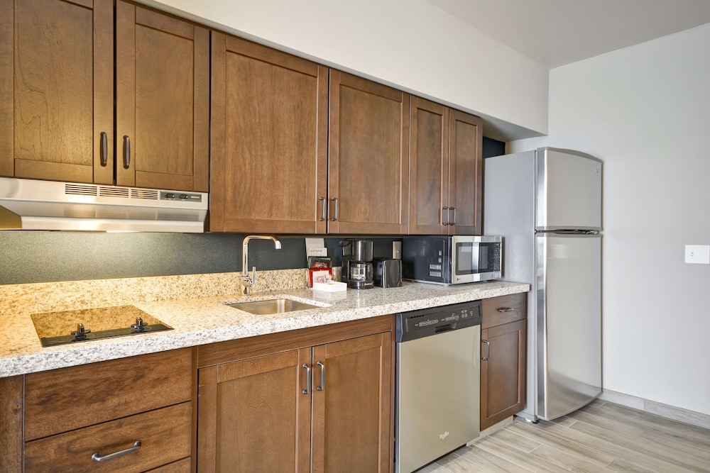 Homewood Suites by Hilton Las Vegas City Center — Hotel rooms in Las Vegas, Nevada