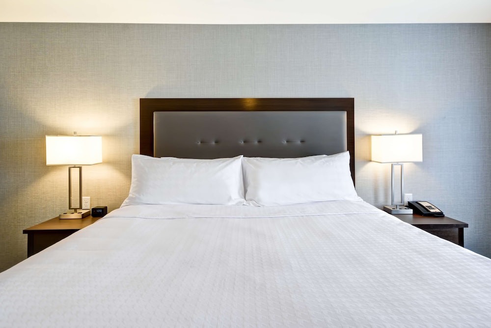 Homewood Suites by Hilton Las Vegas City Center — Hotel rooms in Las Vegas, Nevada
