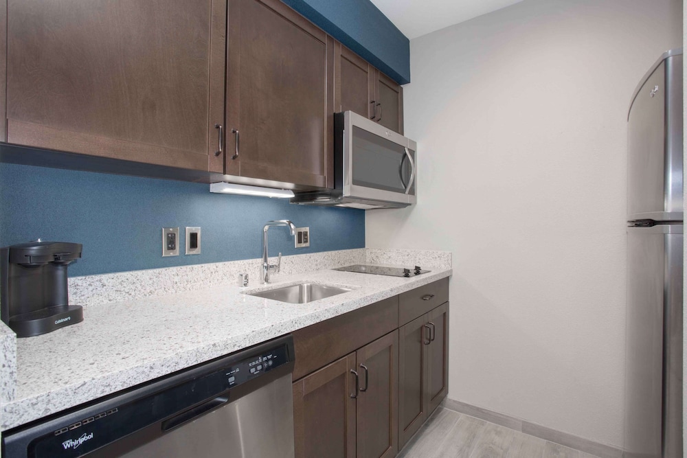 Homewood Suites by Hilton Las Vegas City Center — Hotel rooms in Las Vegas, Nevada