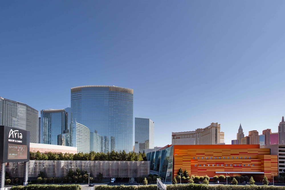 Homewood Suites by Hilton Las Vegas City Center — Hotel building in Las Vegas, Nevada