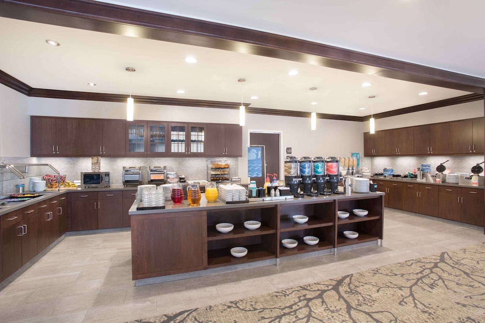 Homewood Suites by Hilton Las Vegas City Center — Restaurant & bars in Las Vegas, Nevada