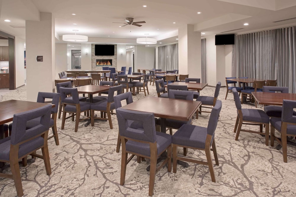 Homewood Suites by Hilton Las Vegas City Center — Restaurant & bars in Las Vegas, Nevada