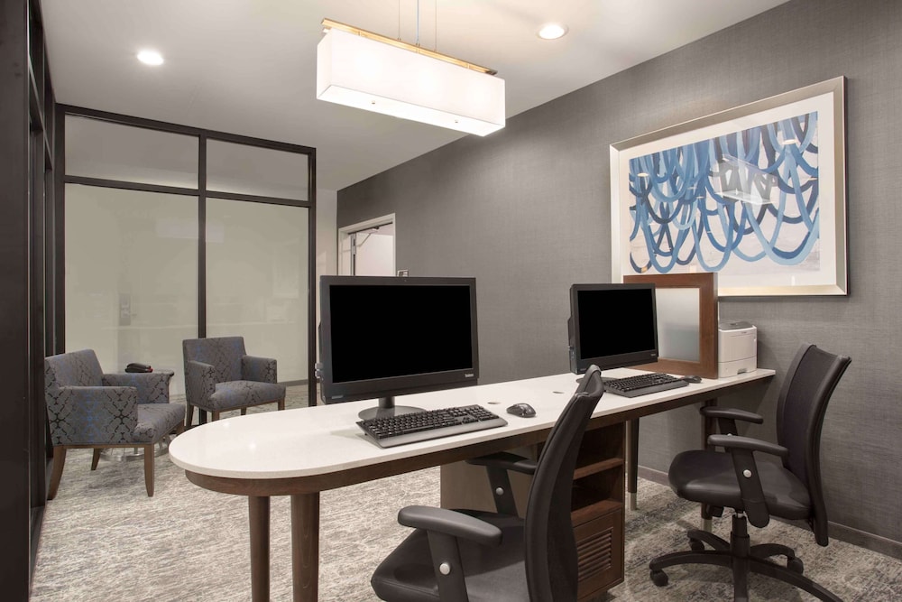 Homewood Suites by Hilton Las Vegas City Center — Hotel building in Las Vegas, Nevada