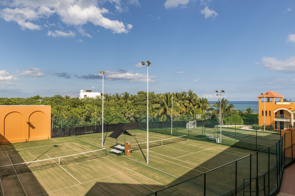 Ocean Coral Riviera Cancun All Inclusive — Sports & recreation in Puerto Morelos, Quintana Roo