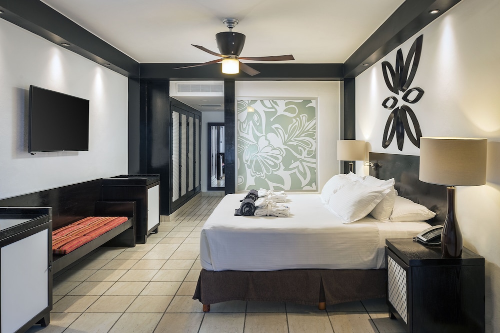Ocean Coral Riviera Cancun All Inclusive — Hotel rooms in Puerto Morelos, Quintana Roo