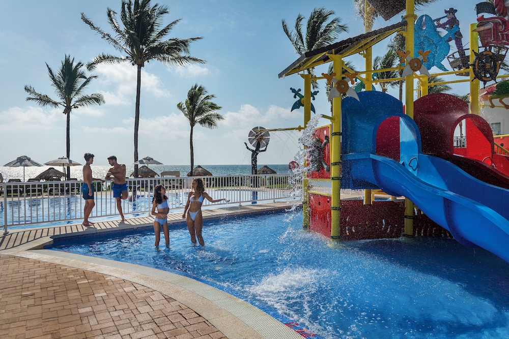 Ocean Coral Riviera Cancun All Inclusive — Attractions for children in Puerto Morelos, Quintana Roo