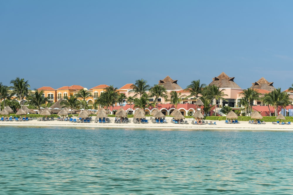Ocean Coral Riviera Cancun All Inclusive — Beach in Puerto Morelos, Quintana Roo
