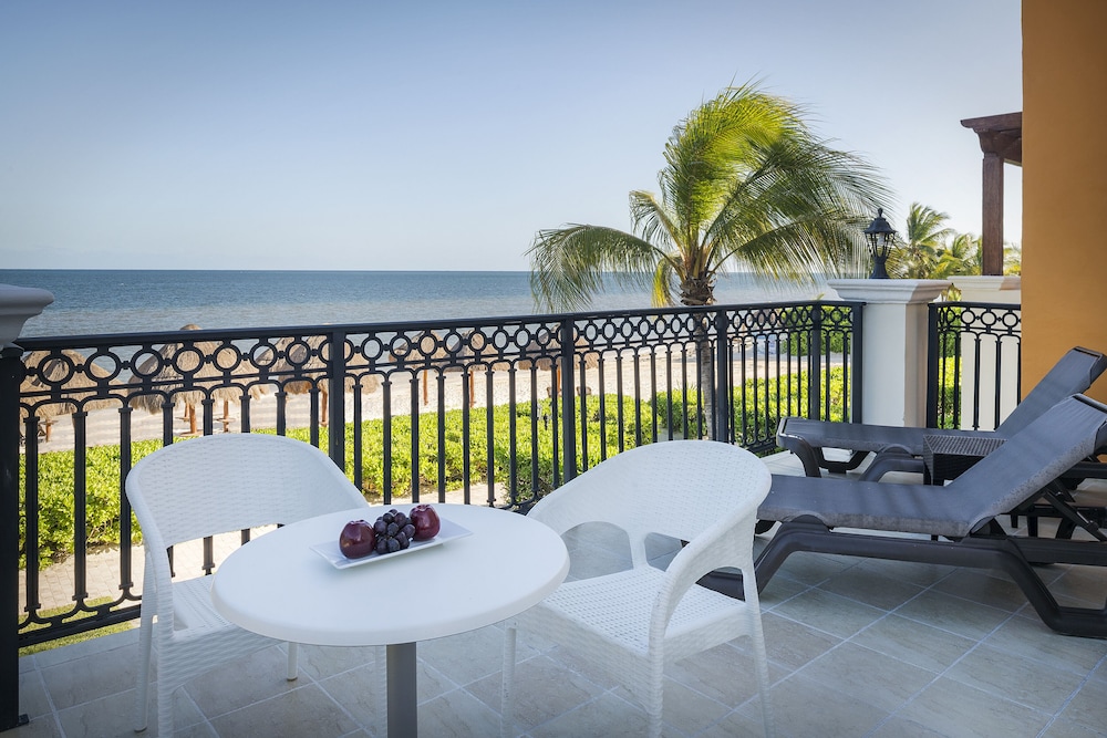 Ocean Coral Riviera Cancun All Inclusive — Beach in Puerto Morelos, Quintana Roo