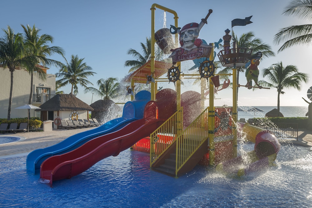 Ocean Coral Riviera Cancun All Inclusive — Attractions for children in Puerto Morelos, Quintana Roo