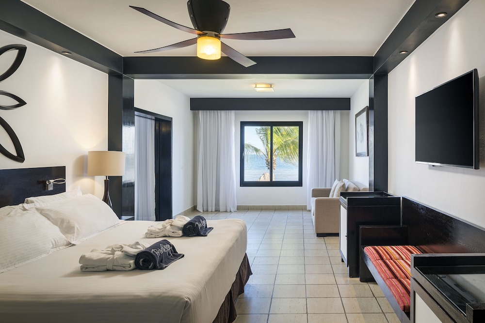 Ocean Coral Riviera Cancun All Inclusive — Hotel rooms in Puerto Morelos, Quintana Roo