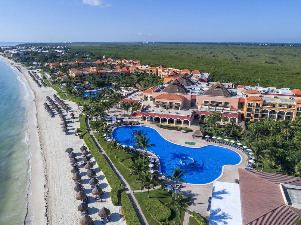 Ocean Coral Riviera Cancun All Inclusive — Main photo in Puerto Morelos, Quintana Roo