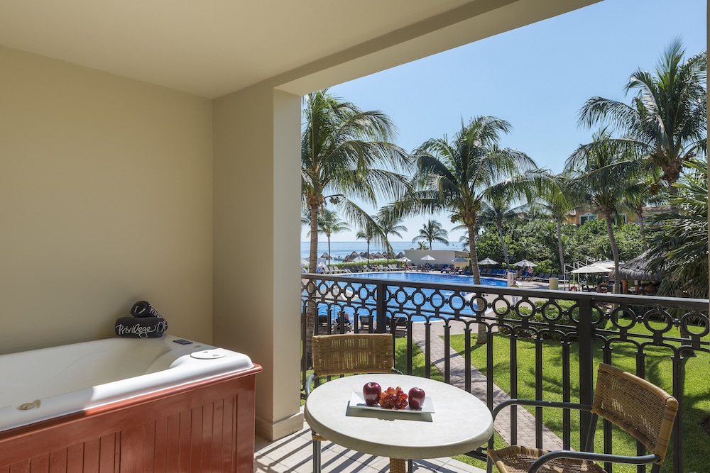 Ocean Coral Riviera Cancun All Inclusive — Hotel rooms in Puerto Morelos, Quintana Roo