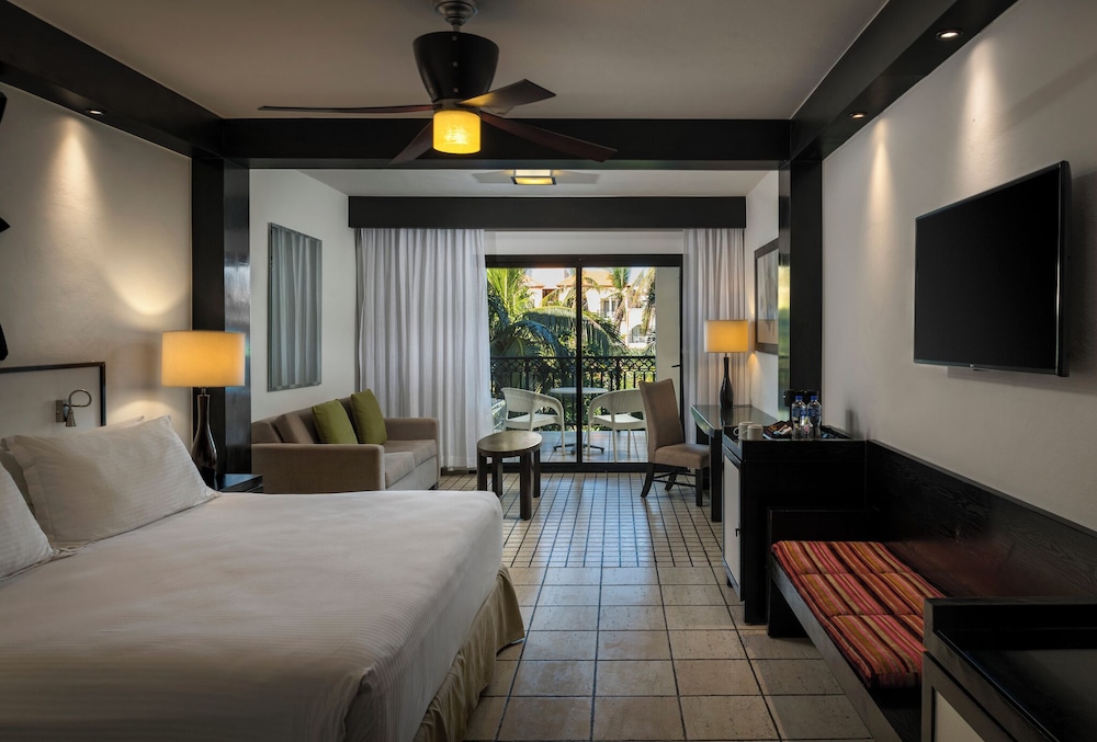 Ocean Coral Riviera Cancun All Inclusive — Hotel rooms in Puerto Morelos, Quintana Roo