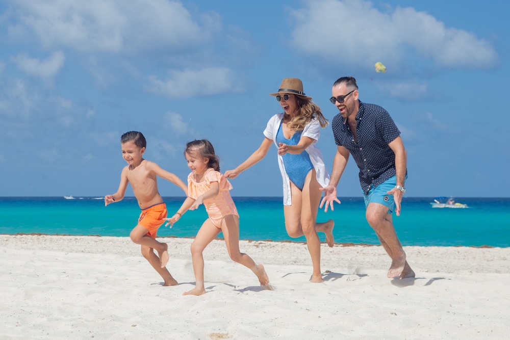 Wyndham Grand Cancun All Inclusive Resort & Villas — Beach in Cancun, Quintana Roo