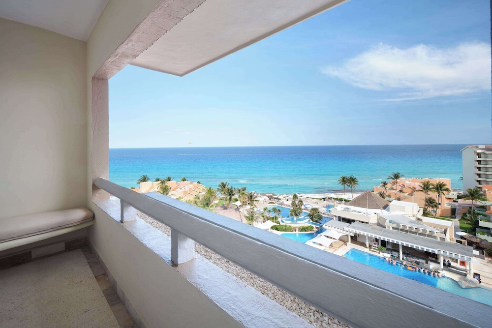 Wyndham Grand Cancun All Inclusive Resort & Villas — Beach in Cancun, Quintana Roo