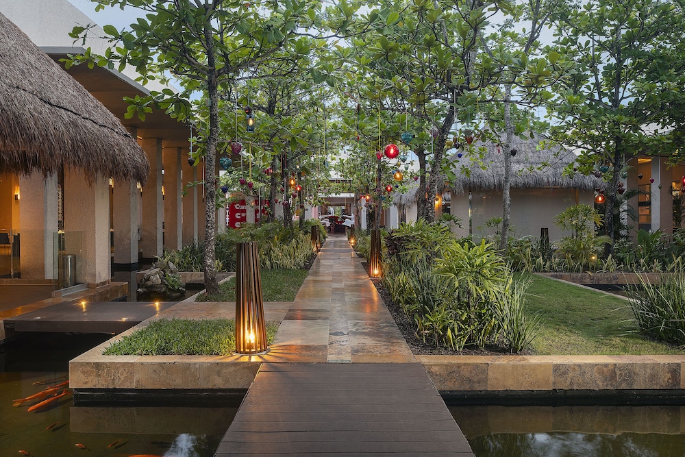 Paradisus Playa del Carmen – Riviera Maya - All Inclusive — Hotel building in Playa del Carmen, Quintana Roo