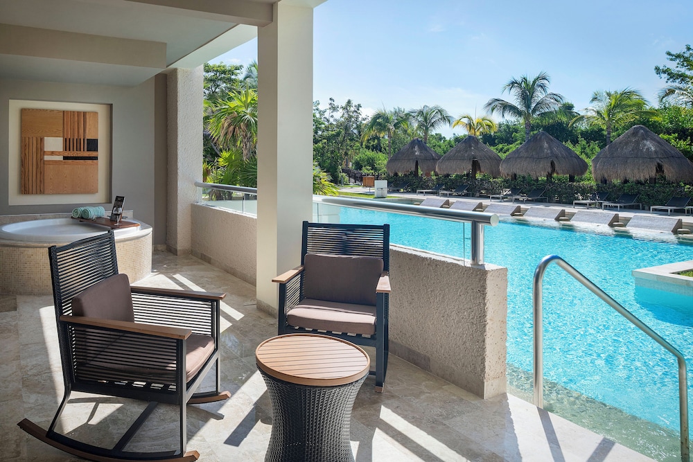 Paradisus La Perla - Adults Only - Riviera Maya - All Inclusive — Swimming pool in Playa del Carmen, Quintana Roo