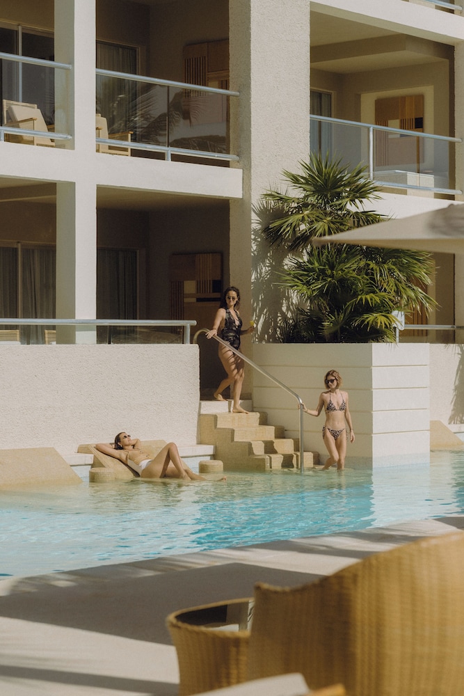 Paradisus La Perla - Adults Only - Riviera Maya - All Inclusive — Swimming pool in Playa del Carmen, Quintana Roo