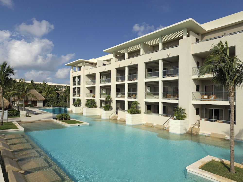 Paradisus La Perla - Adults Only - Riviera Maya - All Inclusive — Hotel building in Playa del Carmen, Quintana Roo