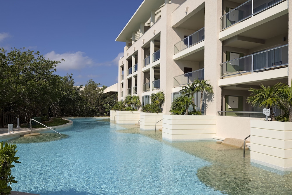 Paradisus La Perla - Adults Only - Riviera Maya - All Inclusive — Swimming pool in Playa del Carmen, Quintana Roo
