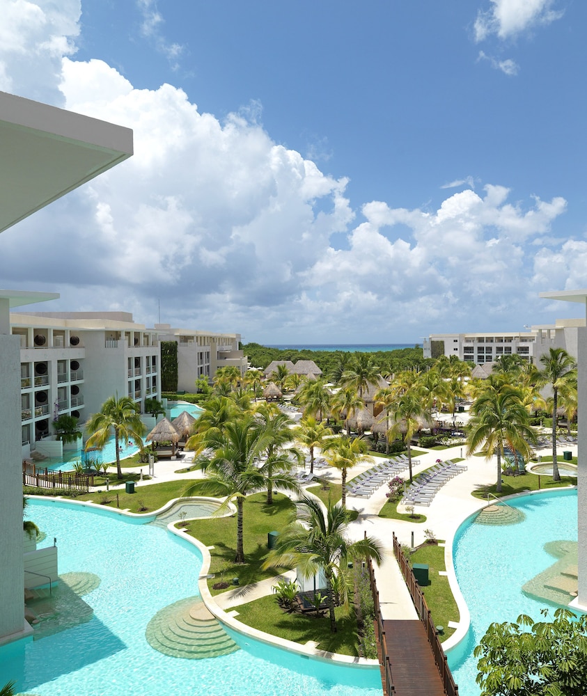 Paradisus La Perla - Adults Only - Riviera Maya - All Inclusive — Hotel building in Playa del Carmen, Quintana Roo