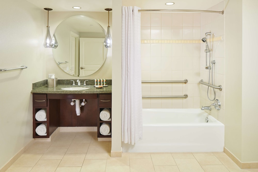 Hilton Grand Vacations Club Grand Waikikian Honolulu — Hotel rooms in Honolulu, Hawaii