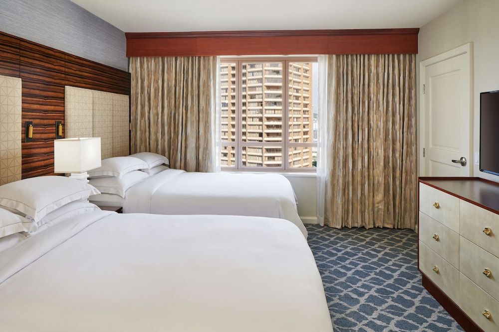Hilton Grand Vacations Club Grand Waikikian Honolulu — Hotel rooms in Honolulu, Hawaii