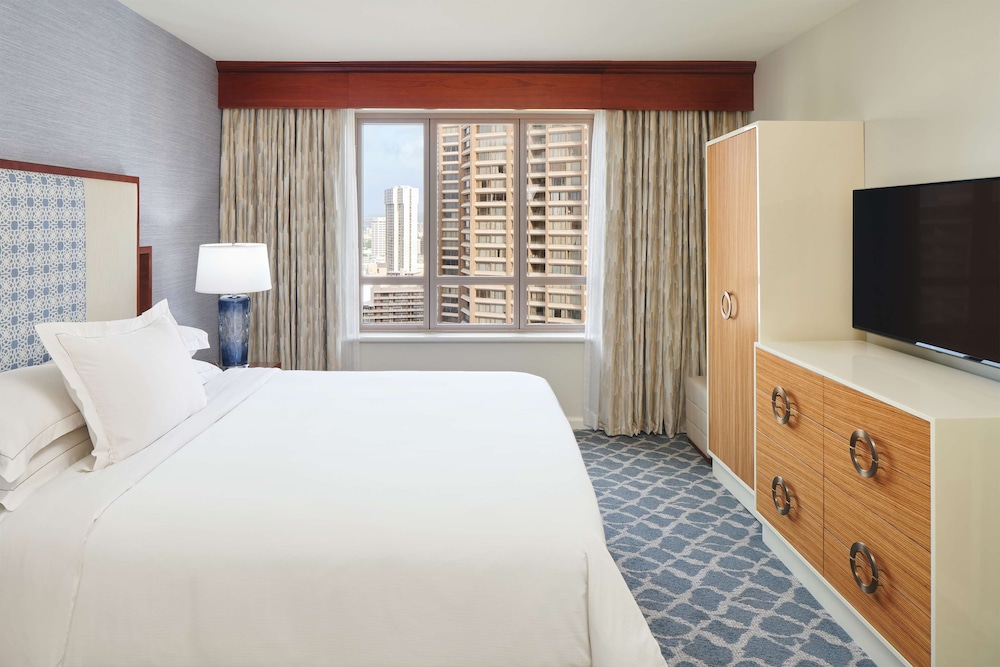 Hilton Grand Vacations Club Grand Waikikian Honolulu — Hotel rooms in Honolulu, Hawaii
