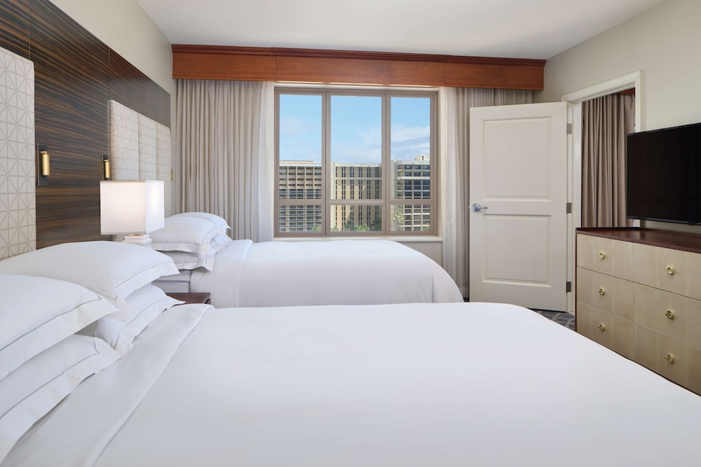 Hilton Grand Vacations Club Grand Waikikian Honolulu — Hotel rooms in Honolulu, Hawaii