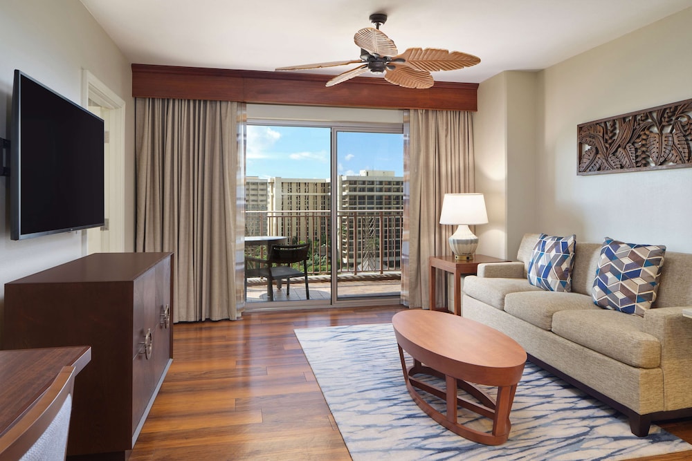 Hilton Grand Vacations Club Grand Waikikian Honolulu — Hotel rooms in Honolulu, Hawaii