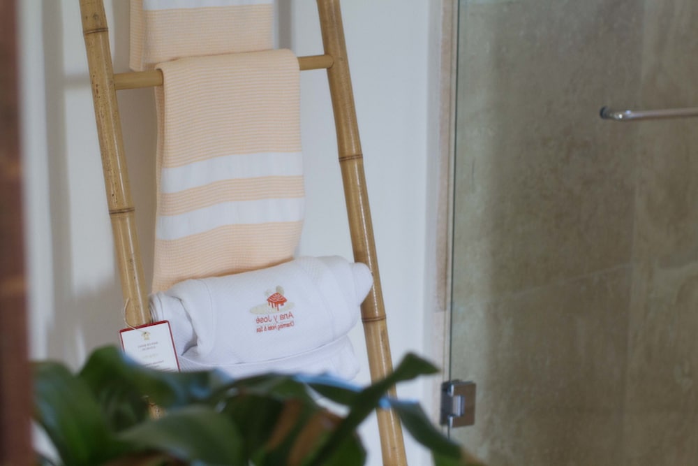 Ana y Jose Tulum Hotel & Spa — Hotel building in Tulum, Quintana Roo