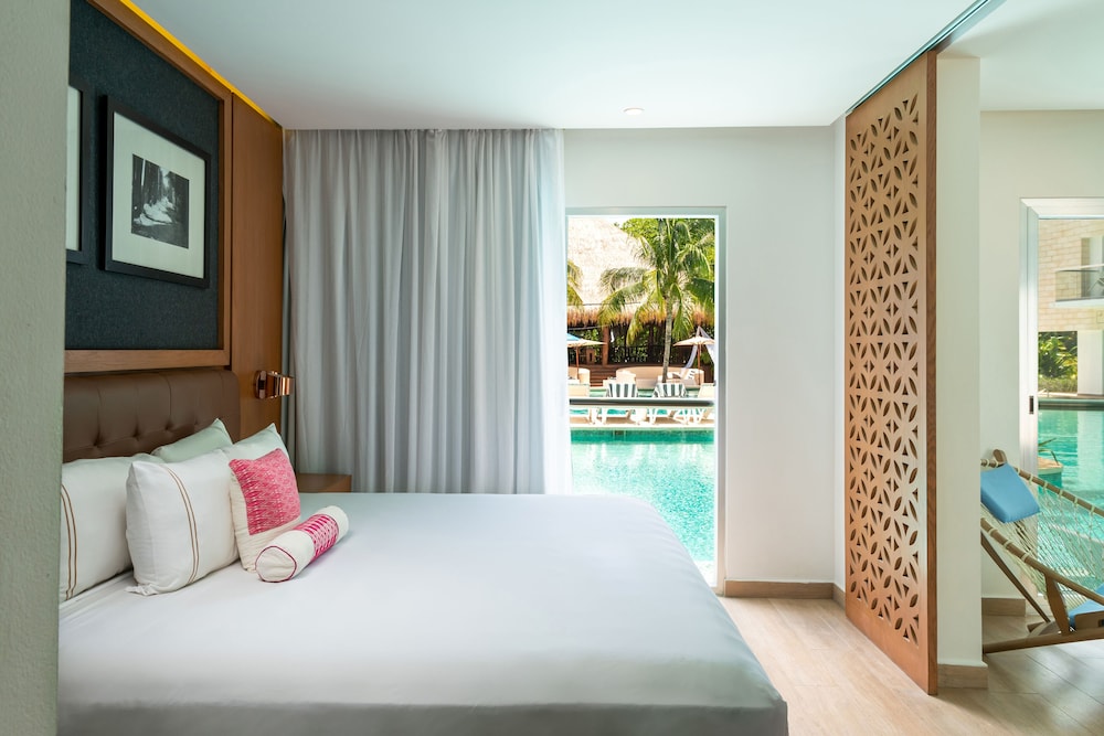 The Fives Beach Hotel - Á la Carte All Inclusive — Hotel rooms in Playa del Carmen, Quintana Roo
