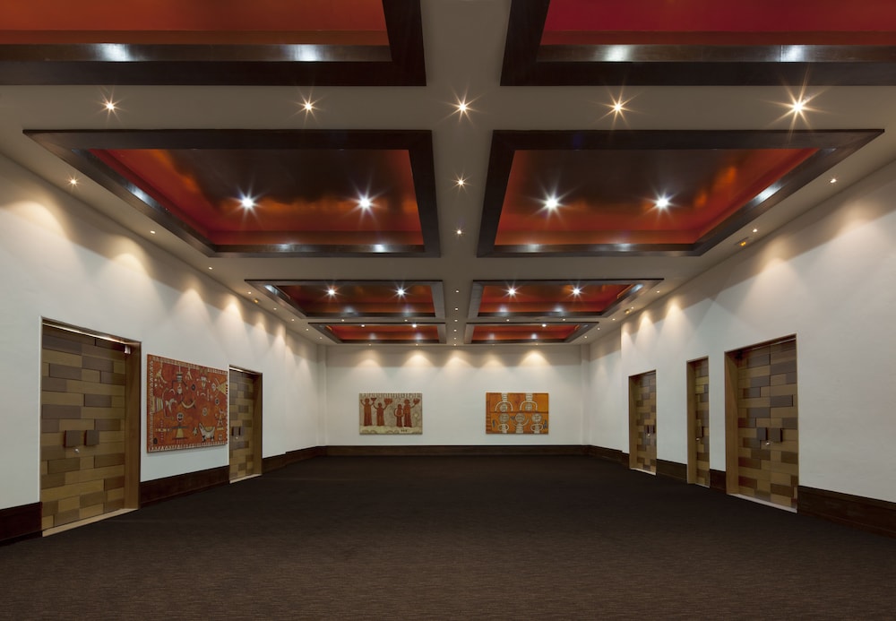 The Fives Beach Hotel - Á la Carte All Inclusive — Hotel building in Playa del Carmen, Quintana Roo
