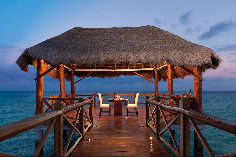 The Fives Beach Hotel - Á la Carte All Inclusive — Restaurant & bars in Playa del Carmen, Quintana Roo