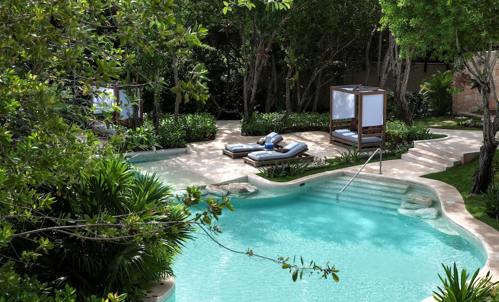 Banyan Tree Mayakoba — Swimming pool in Playa del Carmen, Quintana Roo