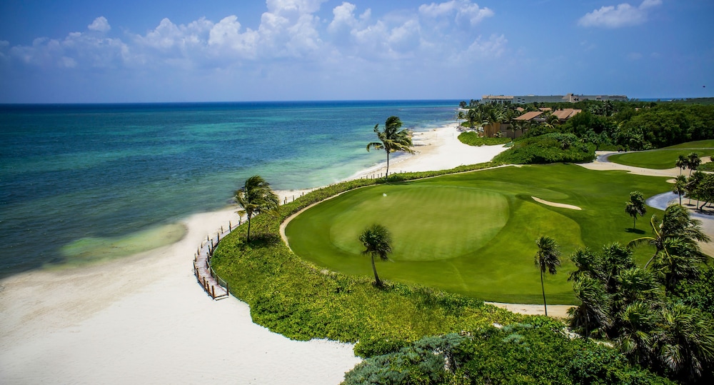 Banyan Tree Mayakoba — Beach in Playa del Carmen, Quintana Roo