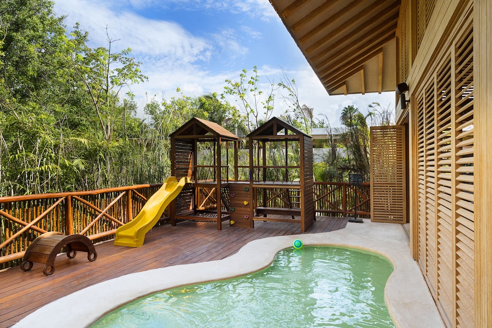 Banyan Tree Mayakoba — Attractions for children in Playa del Carmen, Quintana Roo