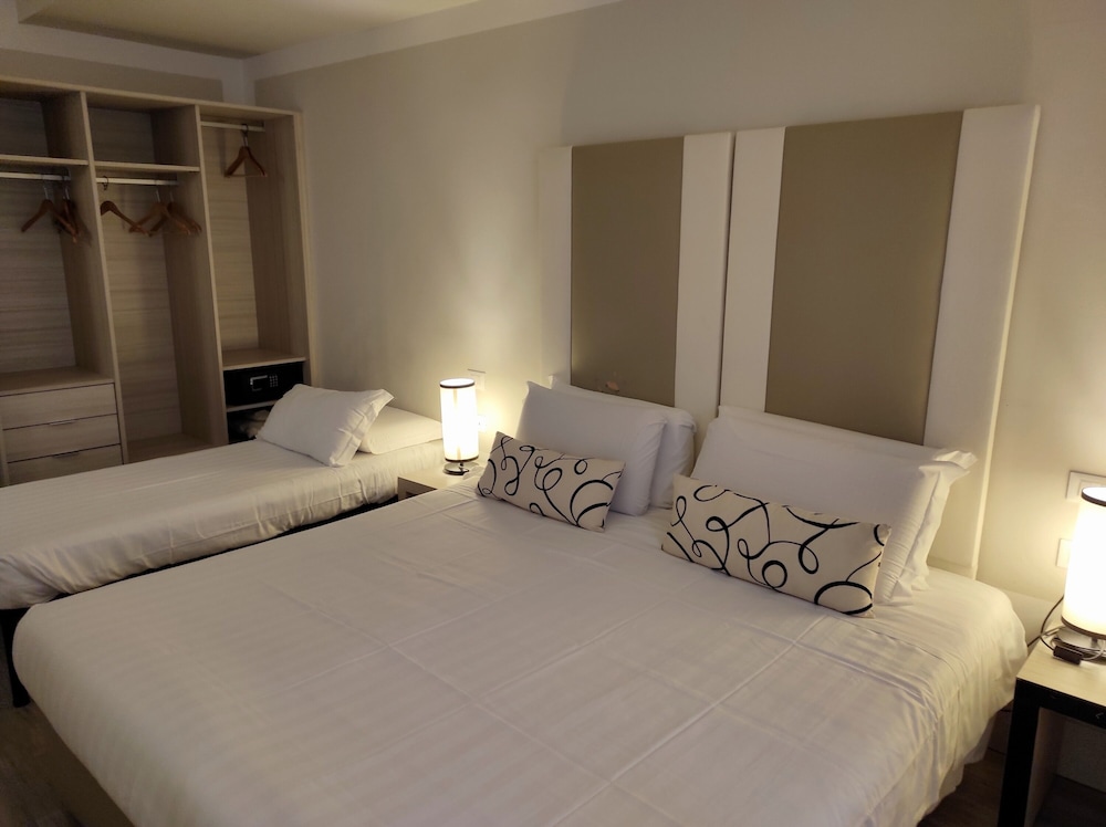 Relais Santa Maria Maggiore — Hotel rooms in Rome, Lazio