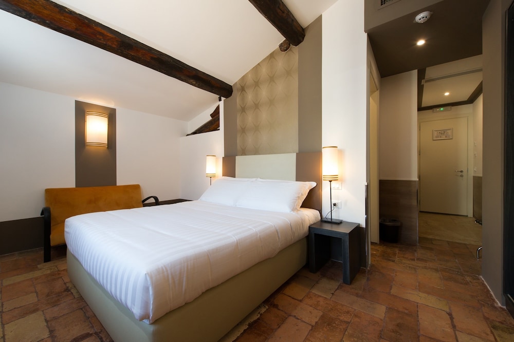 Relais Santa Maria Maggiore — Hotel rooms in Rome, Lazio