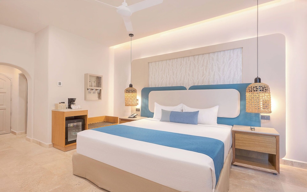 GR Solaris Caribe Adults Only - All Inclusive — Hotel rooms in Cancun, Quintana Roo