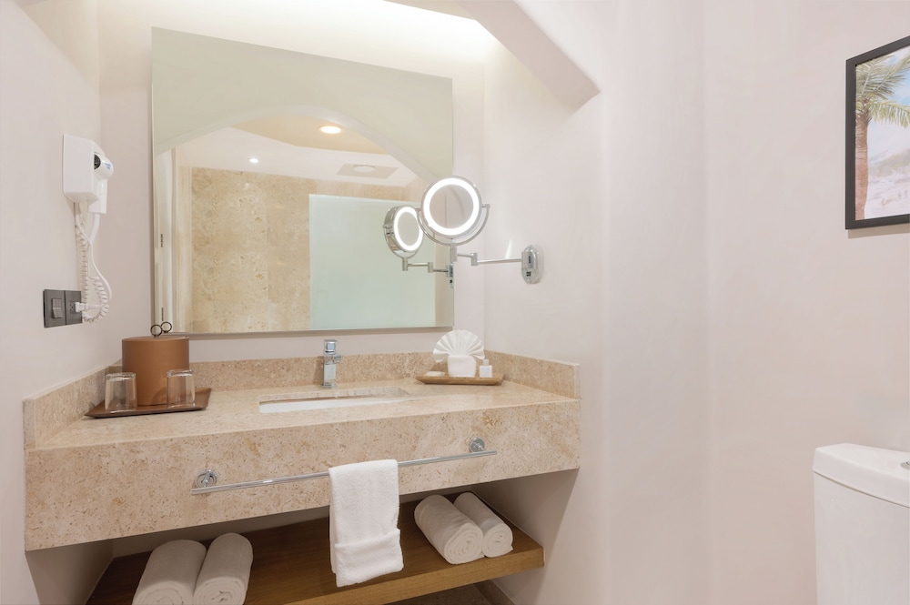 GR Solaris Caribe Adults Only - All Inclusive — Hotel rooms in Cancun, Quintana Roo