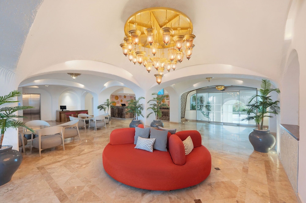 GR Solaris Caribe Adults Only - All Inclusive — Hotel building in Cancun, Quintana Roo